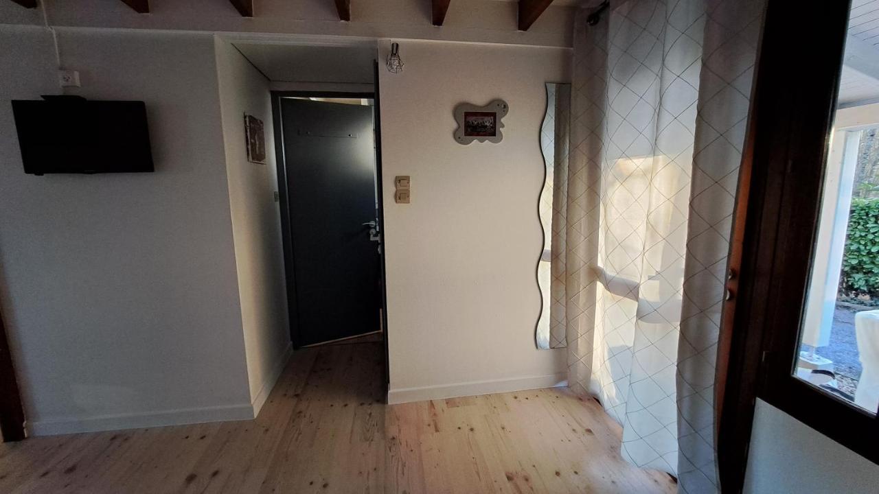 Les Petits Chassezac Villa Grospierres Exteriör bild